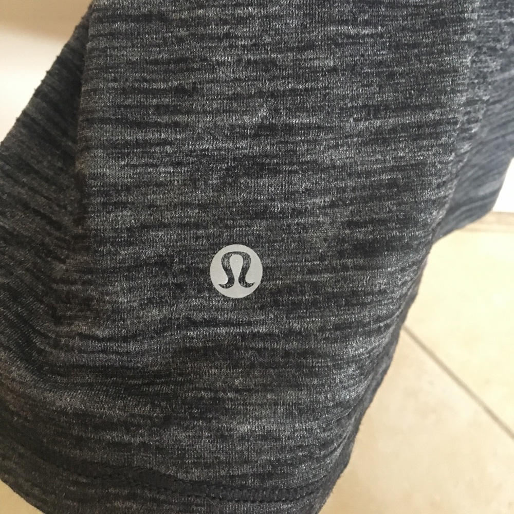 Lululemon Top - Picture 3 of 4